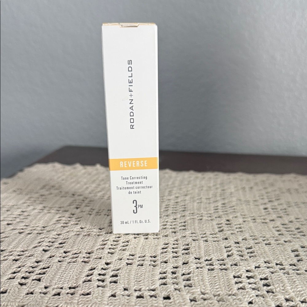 Rodan + Fields Reverse Tone Correcting Serum - White and Orange